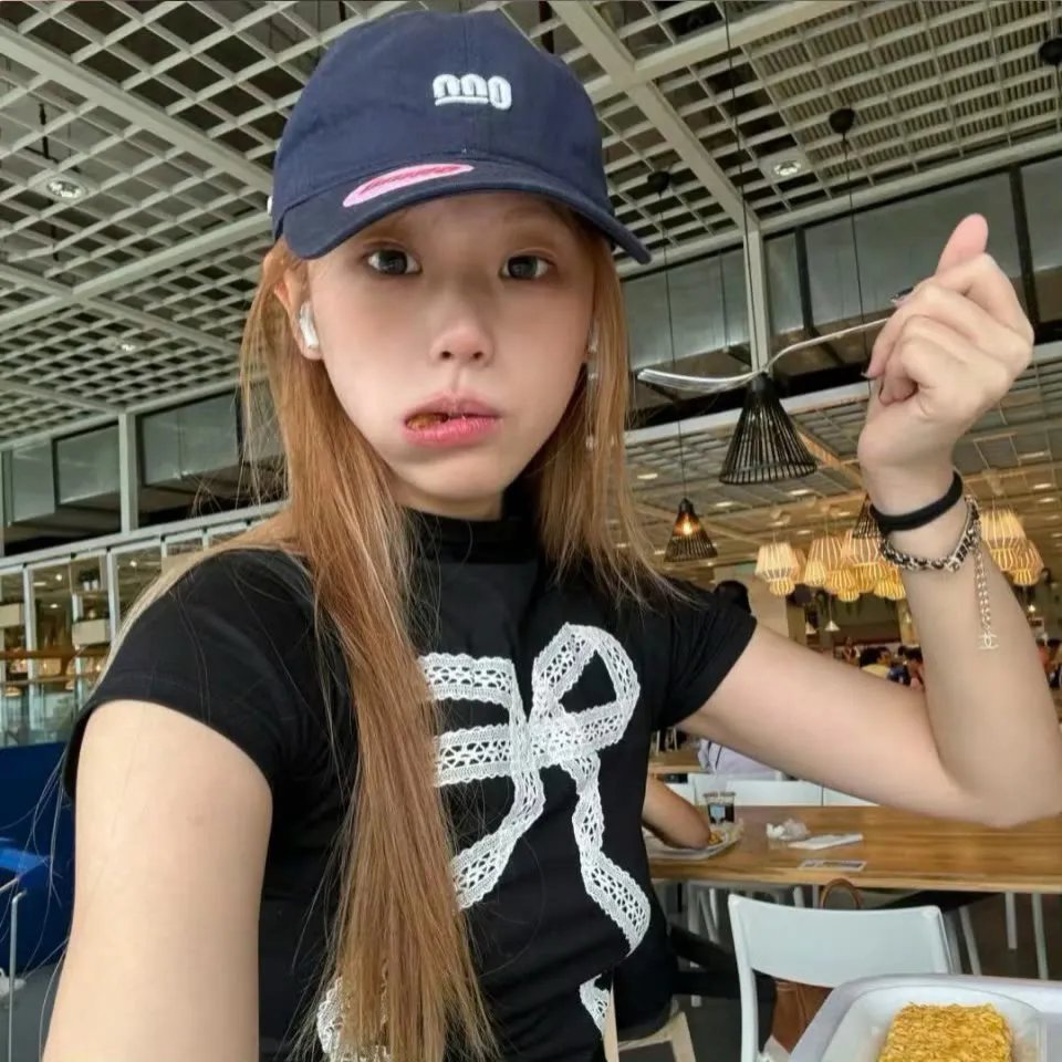 前程似锦的女孩